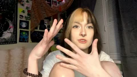 Alisa online show from 21, 4, 2026