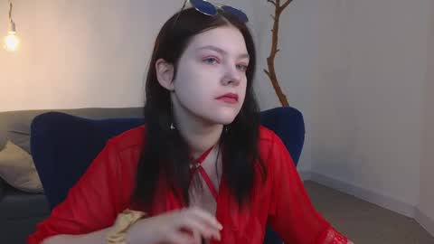 deliaeffy online show from 5, 4, 2026