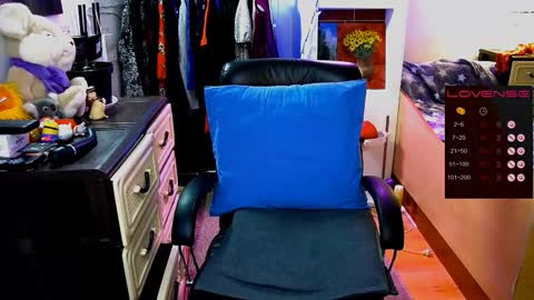 Delicacat online show from 31, 1, 2025