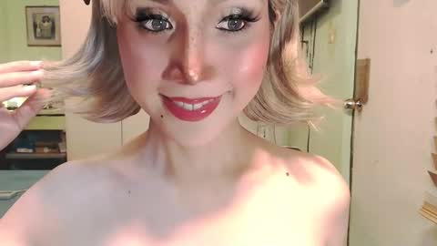 Mercedes online show from 5, 4, 2026