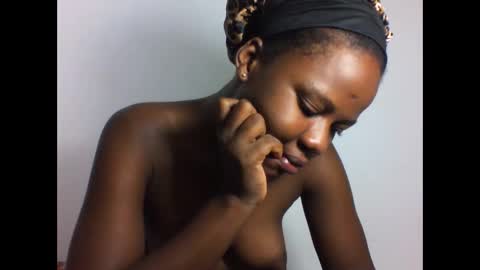 Snapshot of deliciousbabe01 chatting on 20, 3, 2026 EVAH online show from 20, 3, 2026