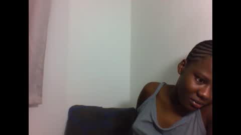 Snapshot of deliciousbabe01 chatting on 28, 4, 2026 EVAH online show from 28, 4, 2026
