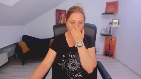 DeliciousLolly online show from 25, 5, 2026