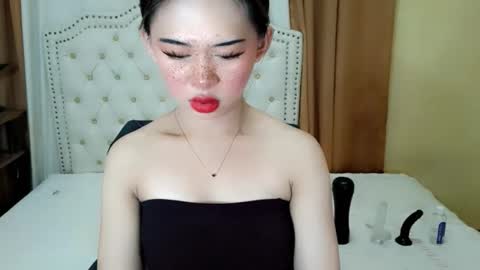 Snapshot of deliciously_sophie chatting on 9, 6, 2026 Sophie online show from 9, 6, 2026