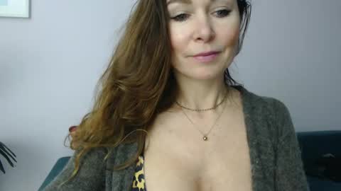 Snapshot of delilah_sweet chatting on 9, 12, 2024 delilah_sweet online show from 9, 12, 2024