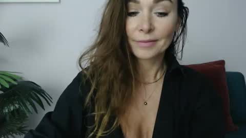 Snapshot of delilah_sweet chatting on 13, 1, 2025 delilah_sweet online show from 13, 1, 2025