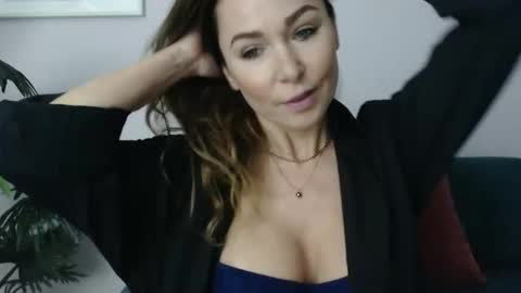 Snapshot of delilah_sweet chatting on 3, 2, 2025 delilah_sweet online show from 3, 2, 2025