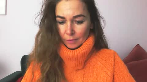 Snapshot of delilah_sweet chatting on 23, 9, 2025 delilah_sweet online show from 23, 9, 2025