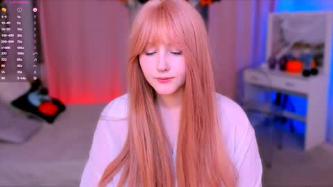 Snapshot of delilahtaylor chatting on 2, 11, 2025 Delilah or Laila online show from 2, 11, 2025