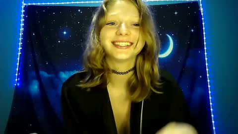 DelilaLove3412 online show from 19, 12, 2024
