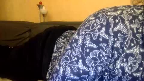 Snapshot of delphine_x chatting on 8, 1, 2025 Delphine online show from 8, 1, 2025