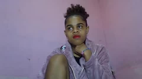 delphine online show from 28, 5, 2026