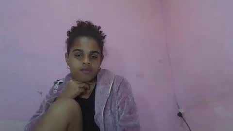 delphine online show from 29, 5, 2026