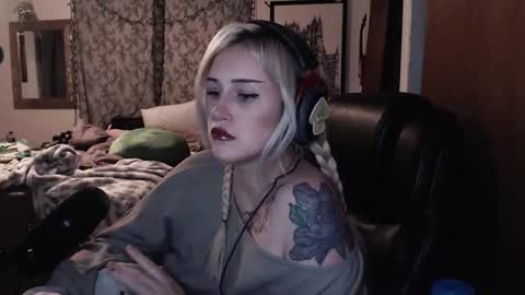 Demoness Mina online show from 6, 3, 2026