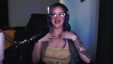 Demoness Mina online show from 3, 8, 2026