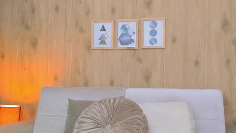 DEMY online show from 10, 9, 2025