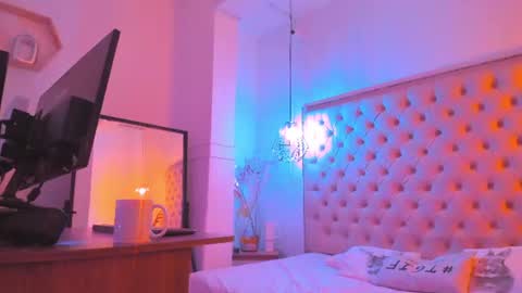 Snapshot of denisse_logan chatting on 7, 7, 2026 denisse_logan online show from 7, 7, 2026