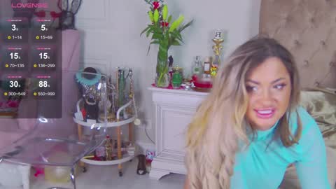 Ela online show from 6, 12, 2024