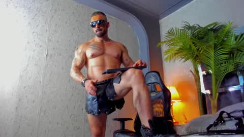 dennis_cox_ online show from 6, 2, 2025