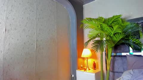 dennis_cox_ online show from 20, 2, 2025