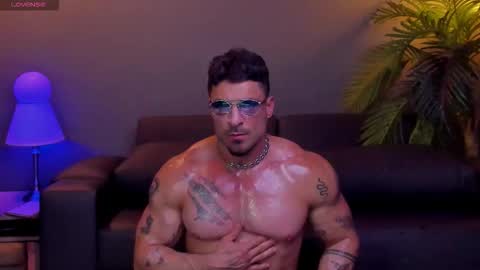 dennis_cox_ online show from 7, 11, 2025