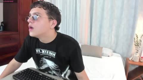 Dennis online show from 29, 4, 2026