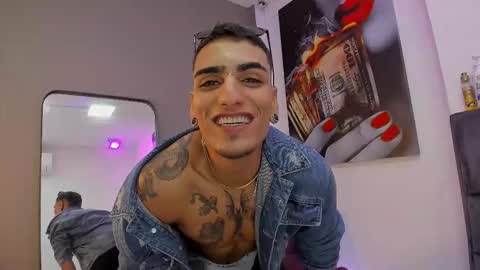 Snapshot of dennis_kinsey chatting on 27, 3, 2026 Dennis Kinsey online show from 27, 3, 2026