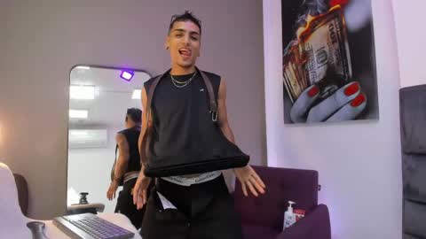 Snapshot of dennis_kinsey chatting on 15, 4, 2026 Dennis Kinsey online show from 15, 4, 2026