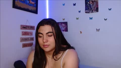 Snapshot of dennis_love_ chatting on 2, 10, 2025 rosse online show from 2, 10, 2025