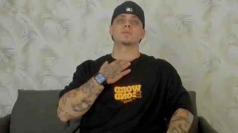 Snapshot of dennis_munera chatting on 11, 12, 2024 dennis munera online show from 11, 12, 2024