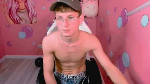 Snapshot of dennis_rodriguez chatting on 26, 11, 2025 Dennis online show from 26, 11, 2025