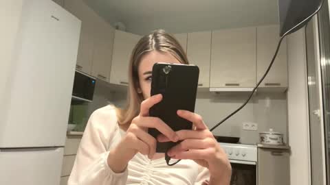 Denni online show from 7, 11, 2025