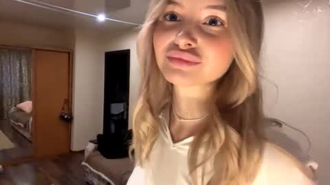 Vi  Victoria online show from 24, 10, 2025