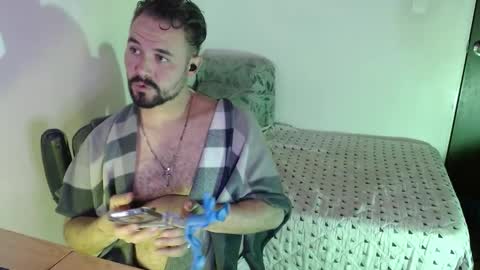 Snapshot of dereck_mills3 chatting on 15, 3, 2026 Dereck Mills3 online show from 15, 3, 2026