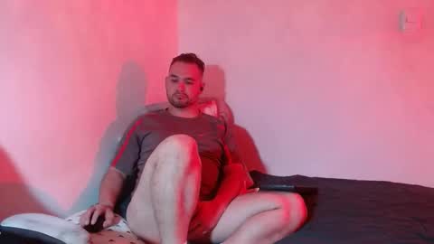 Dereck Mills3 online show from 25, 4, 2026