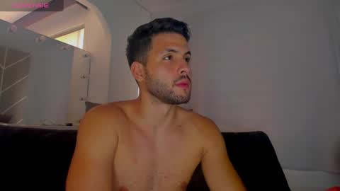 Snapshot of dereckhardd chatting on 3, 5, 2026 dereckhardd online show from 3, 5, 2026