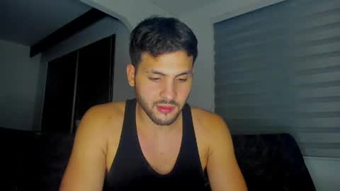 Snapshot of dereckhardd chatting on 6, 5, 2026 dereckhardd online show from 6, 5, 2026
