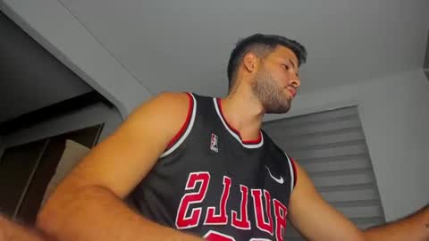 Snapshot of dereckhardd chatting on 27, 6, 2026 dereckhardd online show from 27, 6, 2026