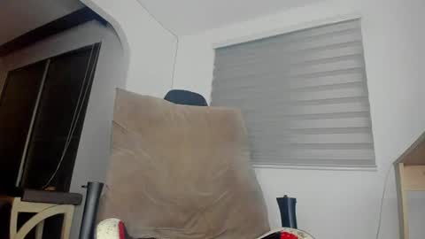 Snapshot of dereckhardd chatting on 28, 6, 2026 dereckhardd online show from 28, 6, 2026