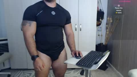 Snapshot of derek_group chatting on 29, 5, 2026 Derek online show from 29, 5, 2026