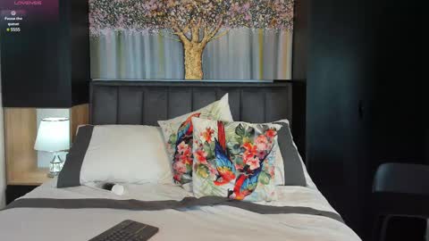 Derek Hussain online show from 4, 1, 2025