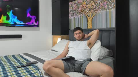 Derek Hussain online show from 22, 1, 2025