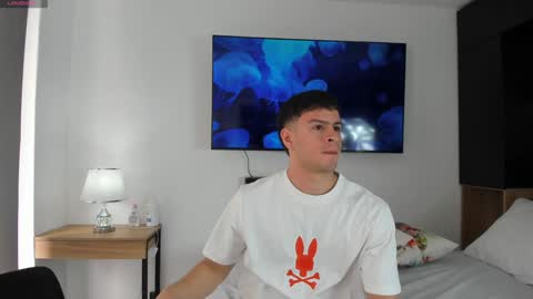 Derek Hussain online show from 4, 2, 2025