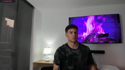 Derek Hussain online show from 5, 2, 2025