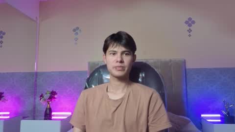 Snapshot of derek_sinn chatting on 2, 3, 2026 derek_sinn online show from 2, 3, 2026