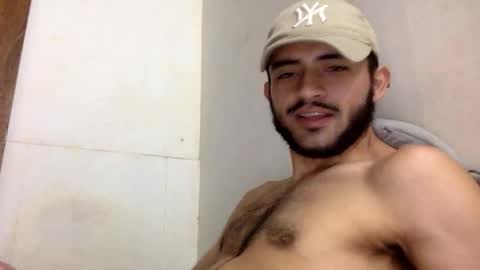 Snapshot of derek_smiith chatting on 4, 10, 2025 Derek smiith online show from 4, 10, 2025