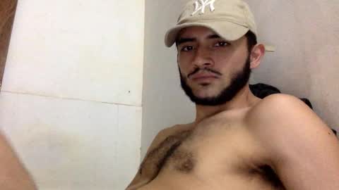 Snapshot of derek_smiith chatting on 5, 10, 2025 Derek smiith online show from 5, 10, 2025