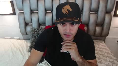 D E R E K online show from 16, 4, 2026