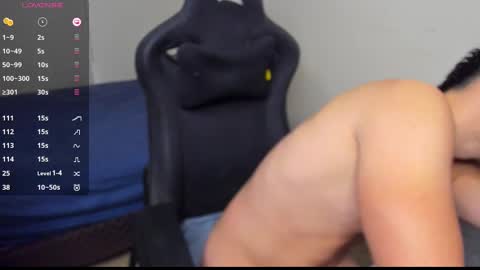 Snapshot of derekcb chatting on 5, 3, 2025 Derekcb online show from 5, 3, 2025