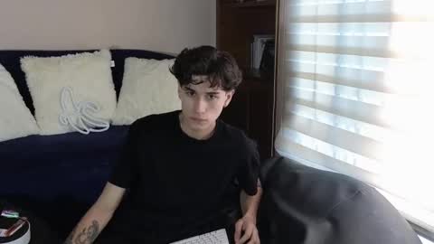 Derek online show from 14, 11, 2025